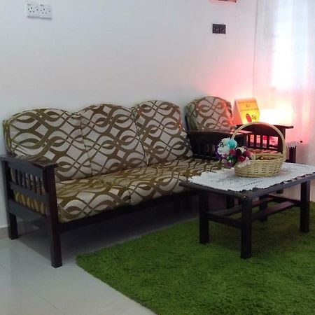 Homestay Rgee Куантан Экстерьер фото